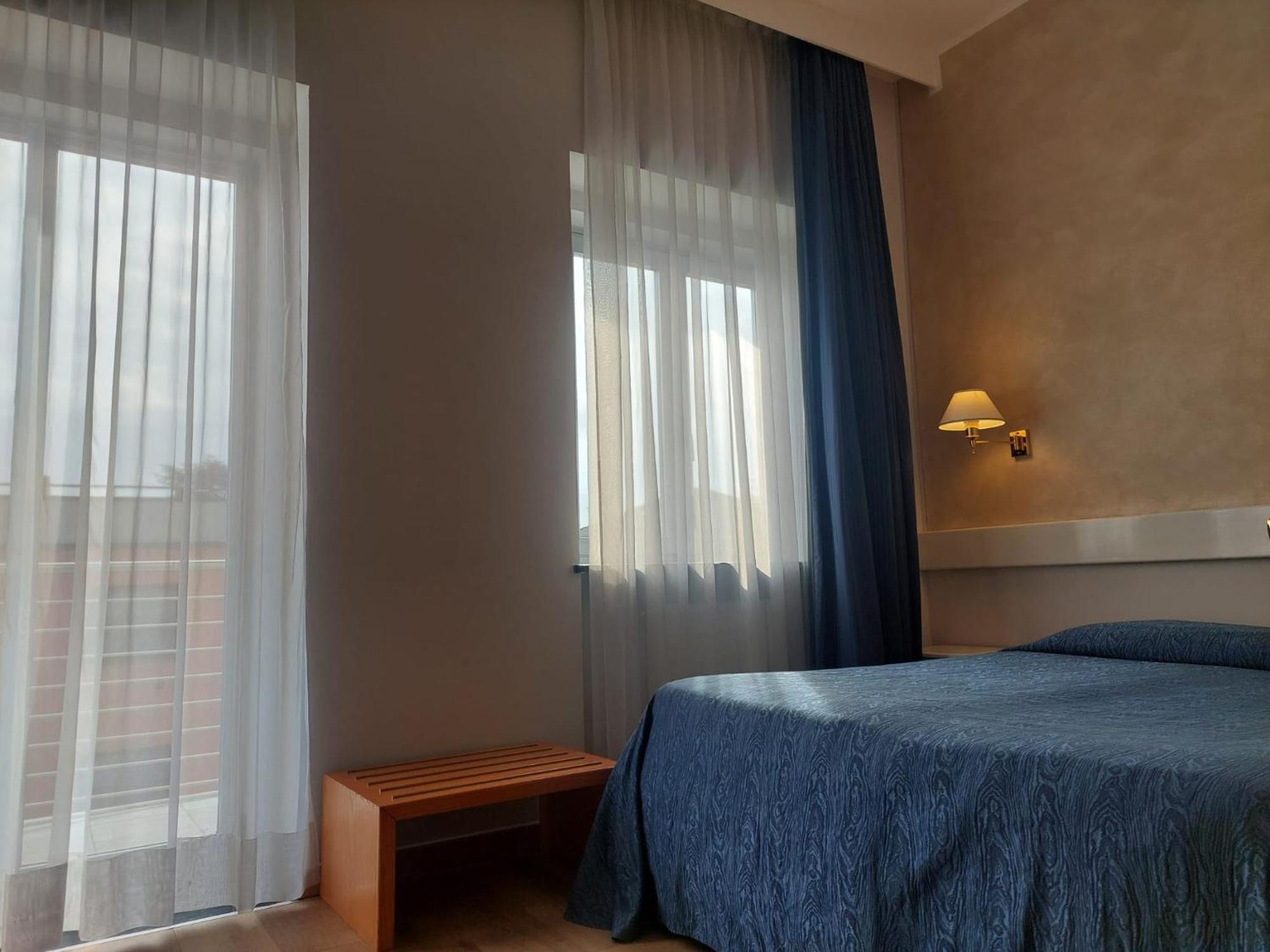 Eurohotel Piacenza Kültér fotó